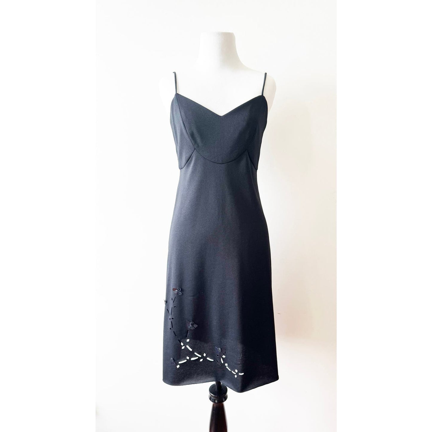 Y2k ANNA SUI Classic Black Dress with Flower Cut Details | Size 2