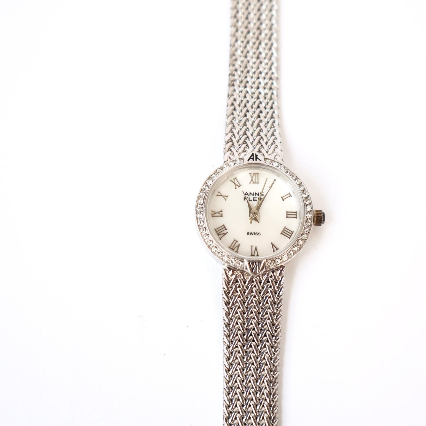 Vintage Silver Watch with White Round Face | ANNE KLEIN