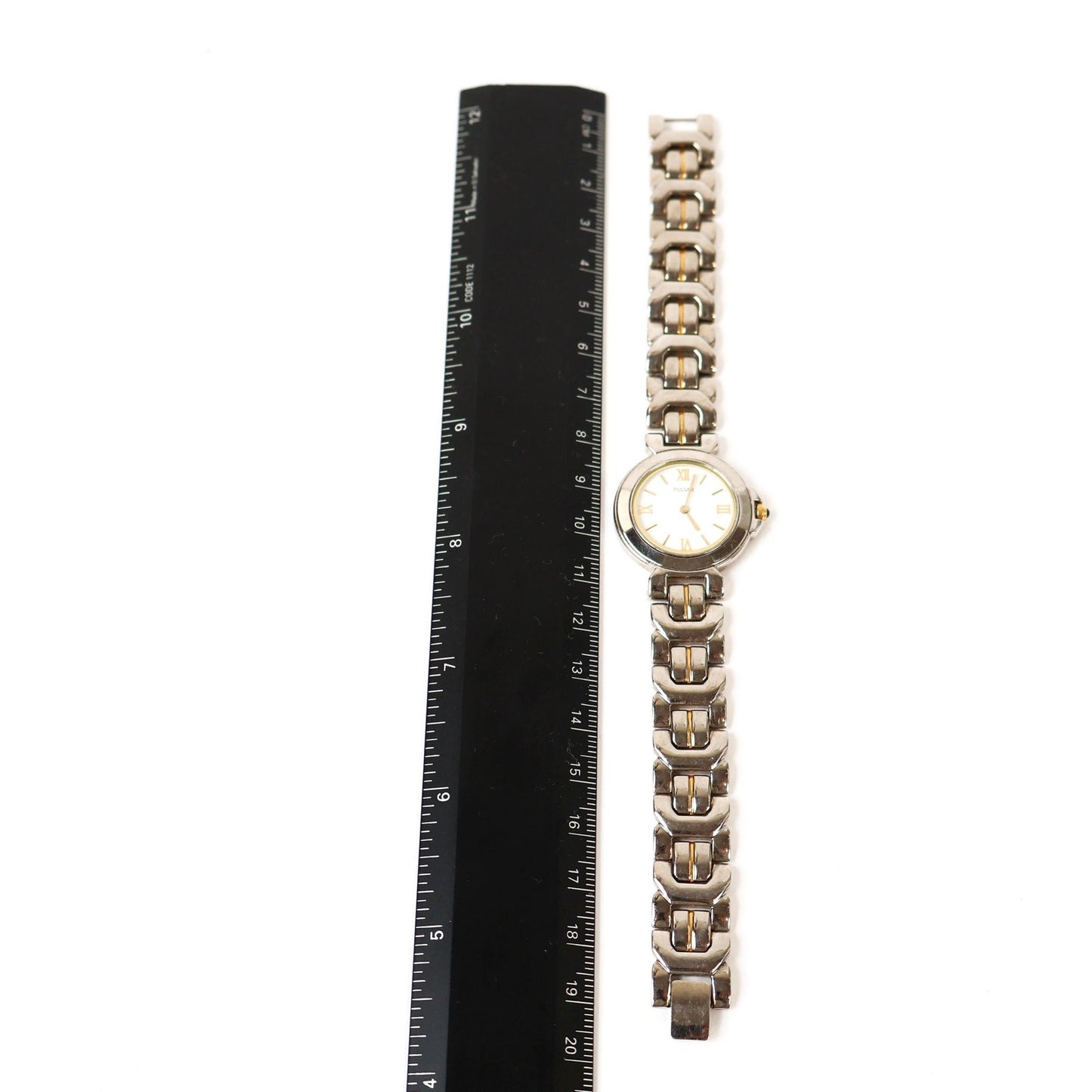 Vintage Two Toned Watch with White Round Face | PULSAR