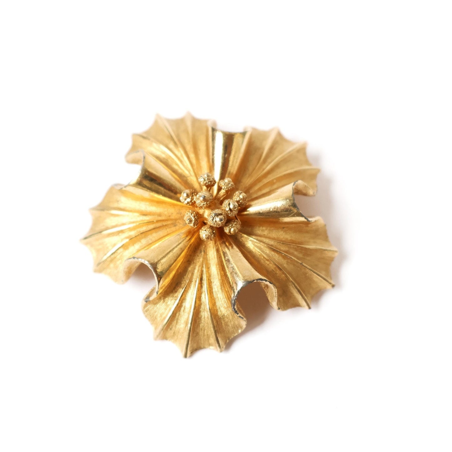 Vintage Gold Tone Flower Brooch