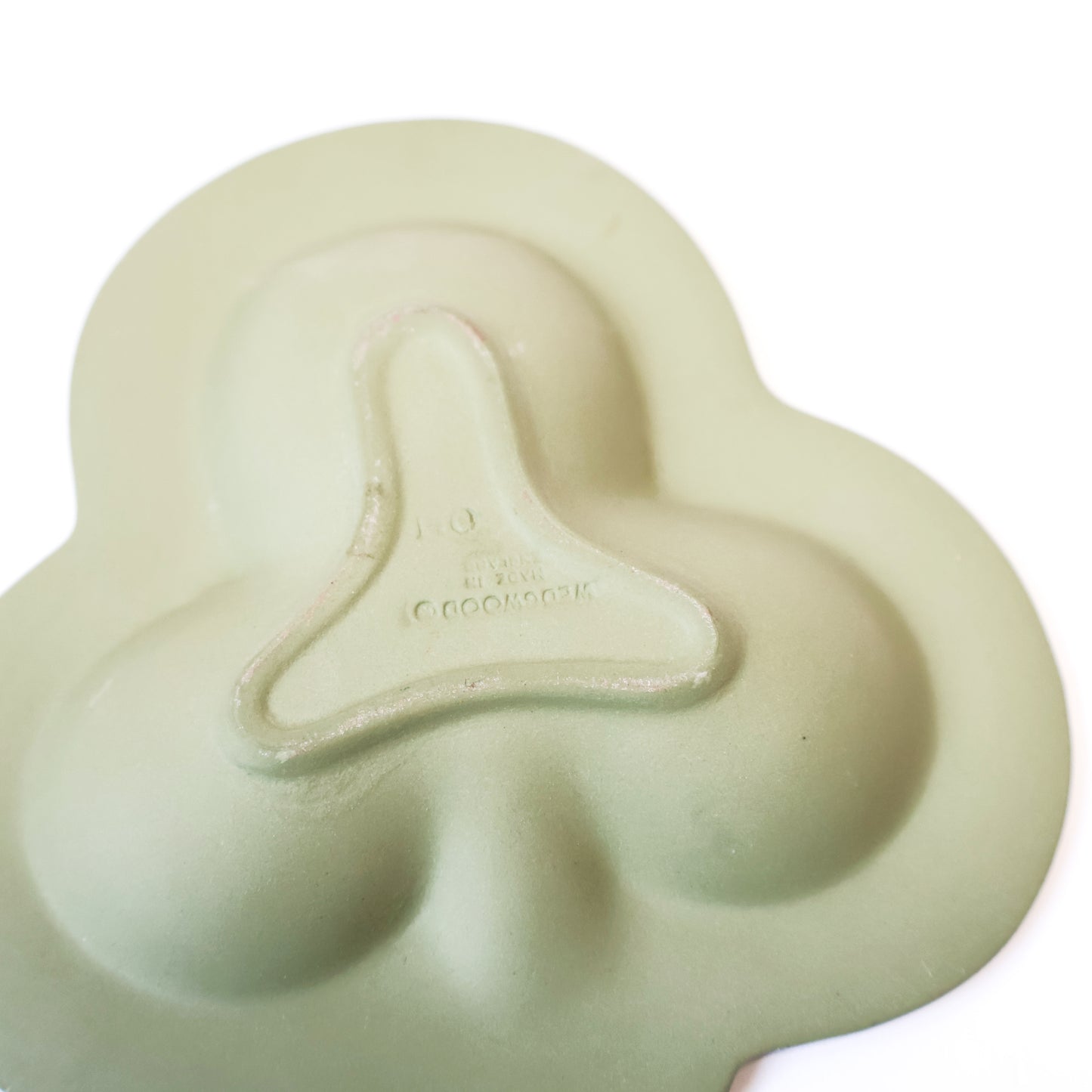 Vintage Wedgwood Jasperware Clover dish