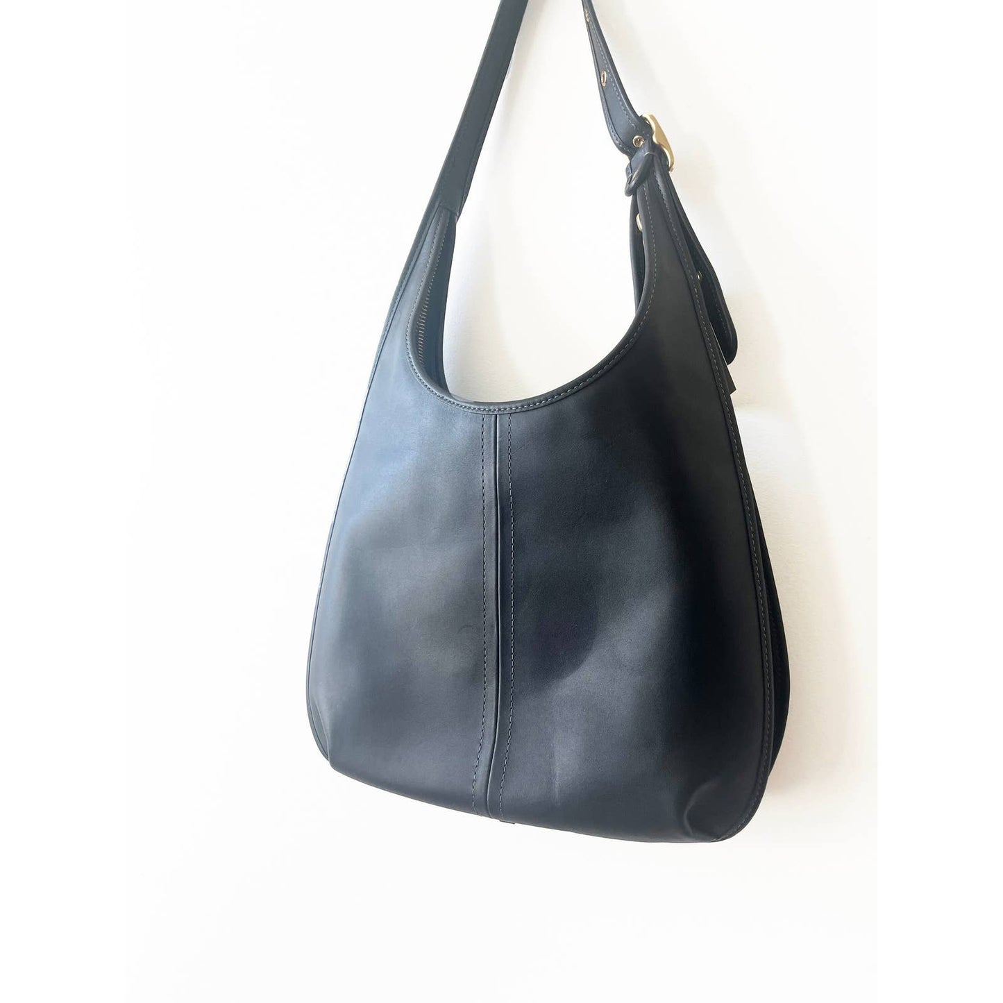 Ergo Coach Black Leather Hobo Handbag