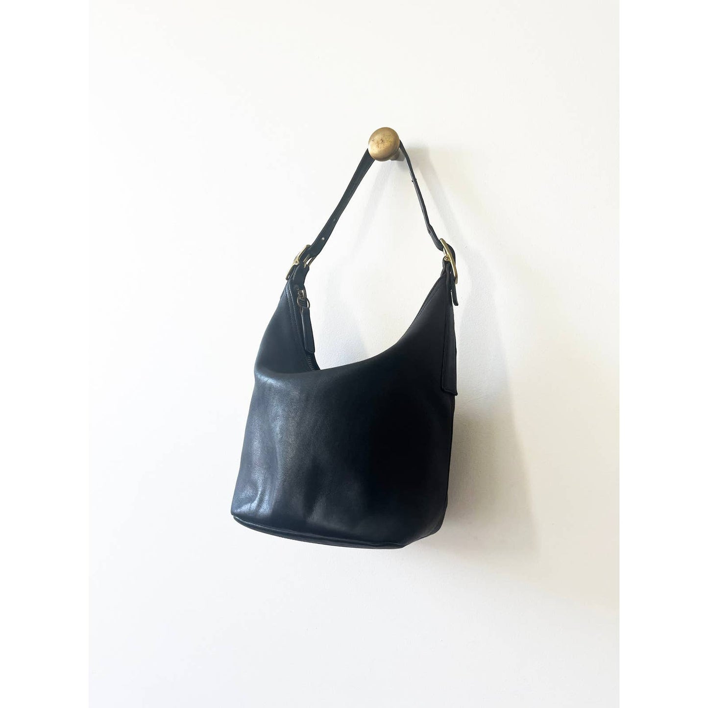 Vintage 90s Black Ergo Coach Purse