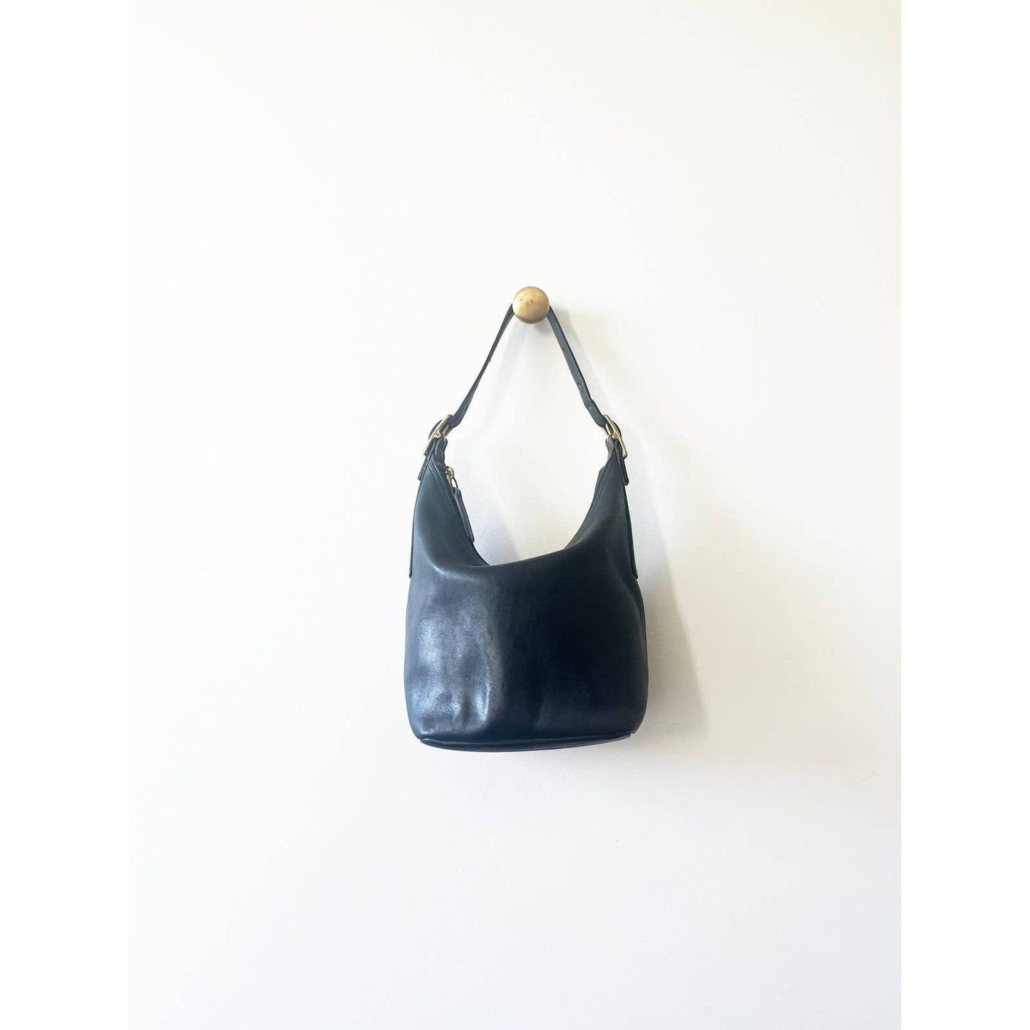 Vintage 90s Black Ergo Coach Purse