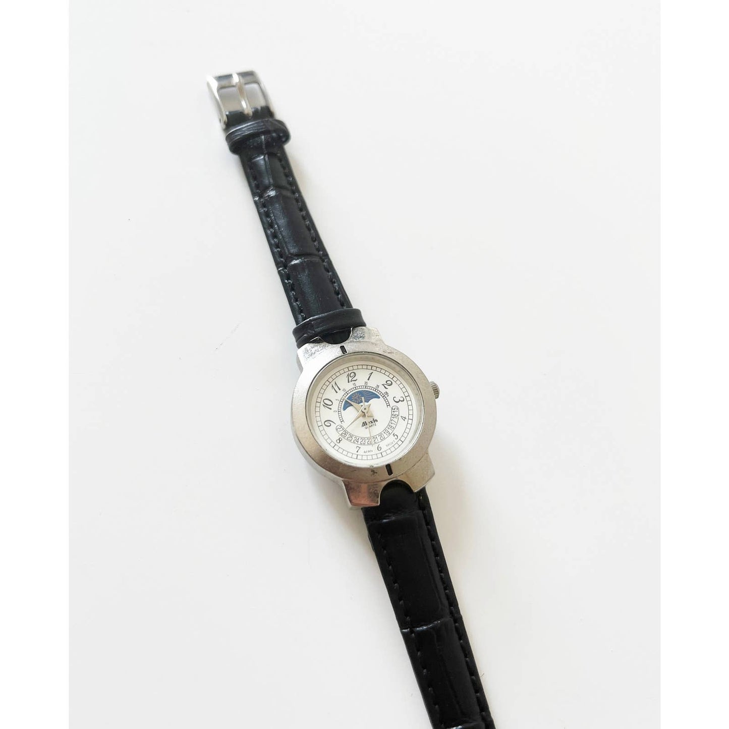 Vintage Croc Alexis Leather Watch with Silver Details | New Band and Battery