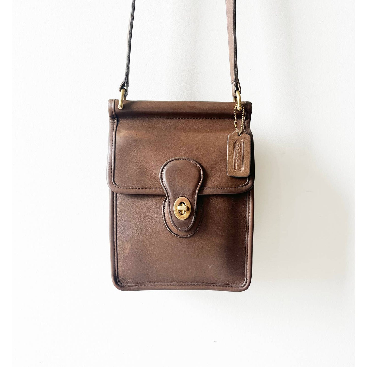 Vintage Coach Beige Murphy Bag | Small Leather Crossbody Bag No 9930