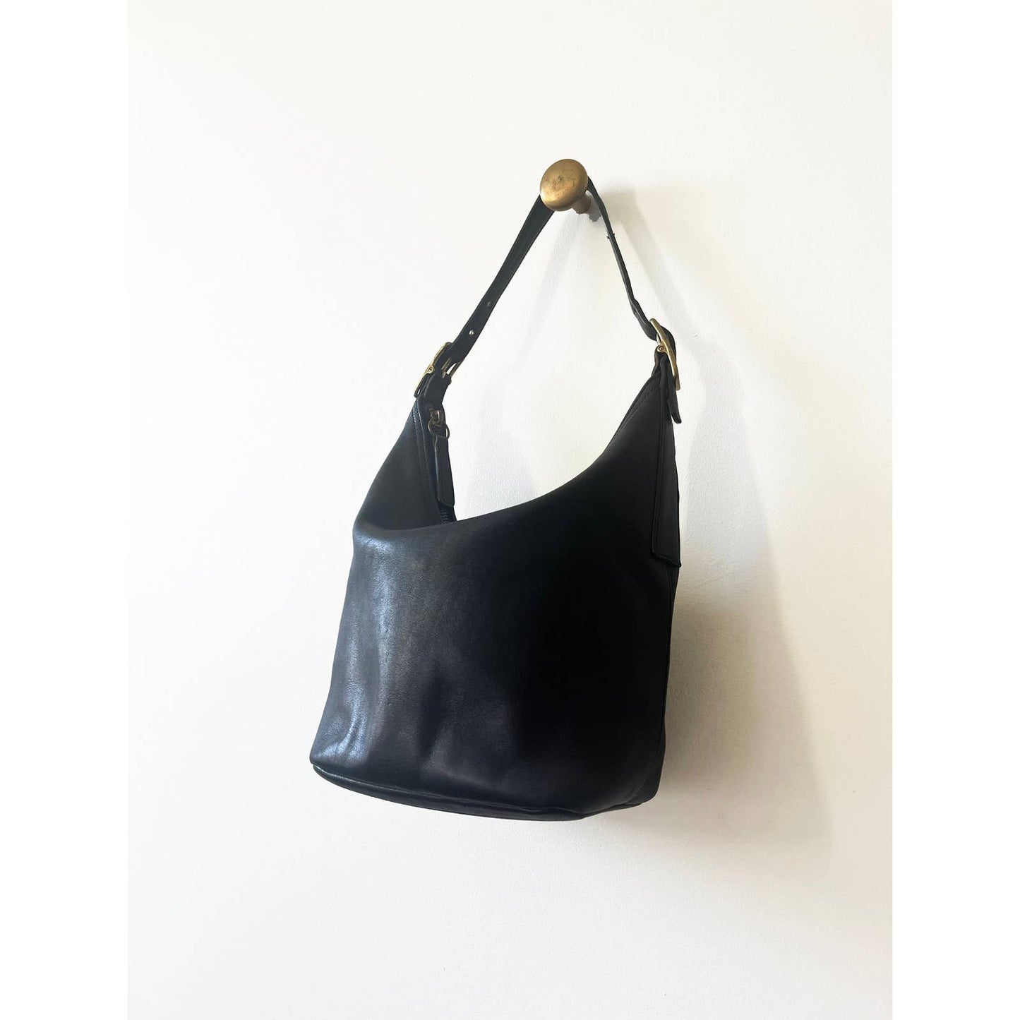Vintage 90s Black Ergo Coach Purse