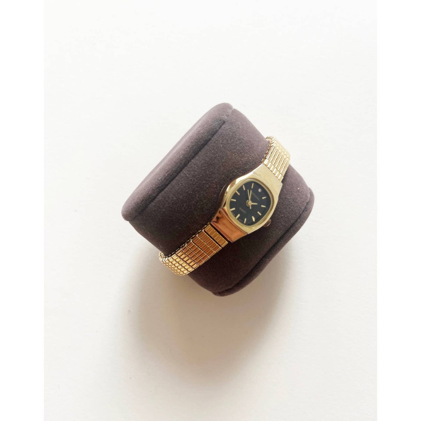 Vintage Gold 90s Watch w/ Black Face Stretch Band