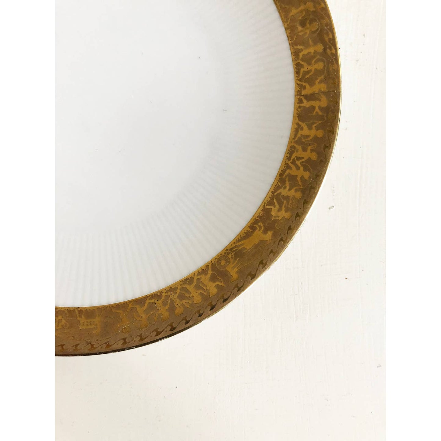 Elegant Gold Encrusted Brim Serving Porcelain Plate