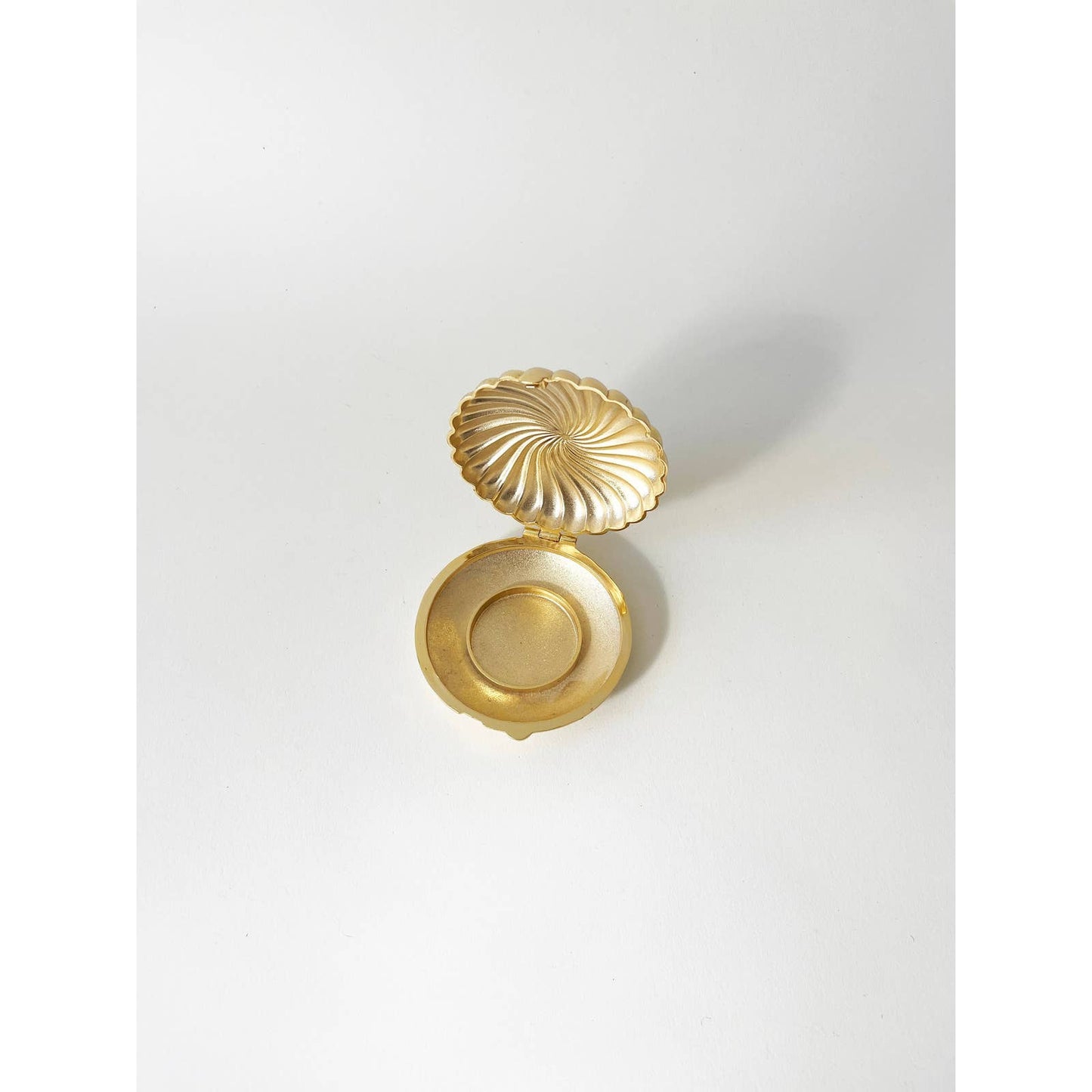 Vintage Brass Shell Ring Box