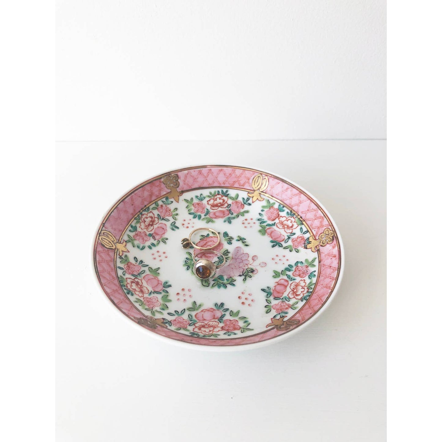 Vintage Floral Pink Decorative Ring Dish