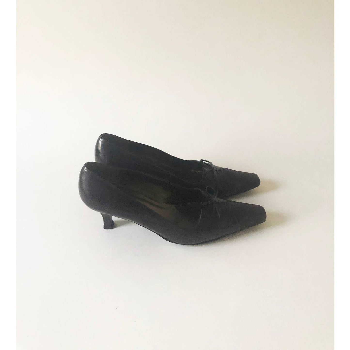 Vintage 90s Stuart Weitzman Pointed Toe Pumps Size 7.5