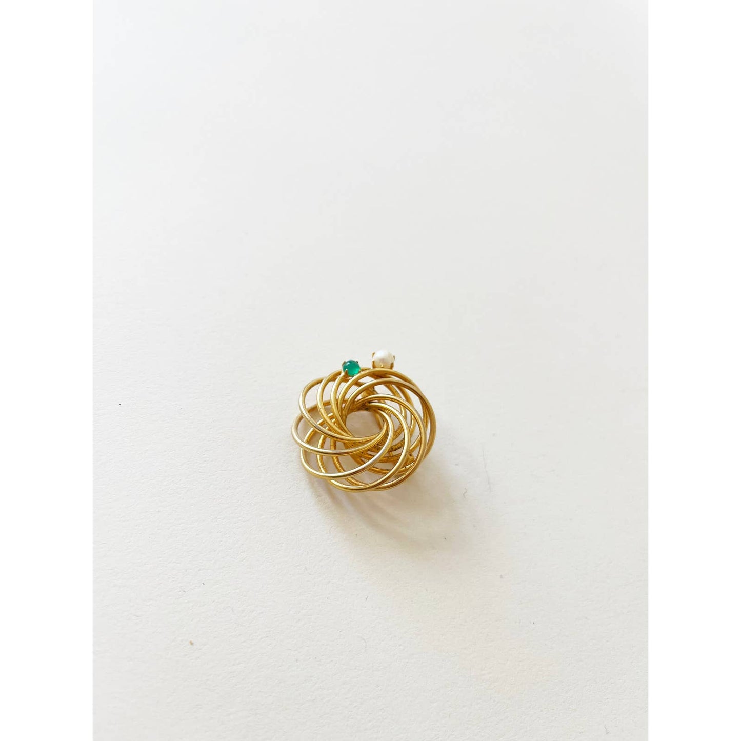 Vintage Gold Swirl Brooch with Pearl and Green Stone