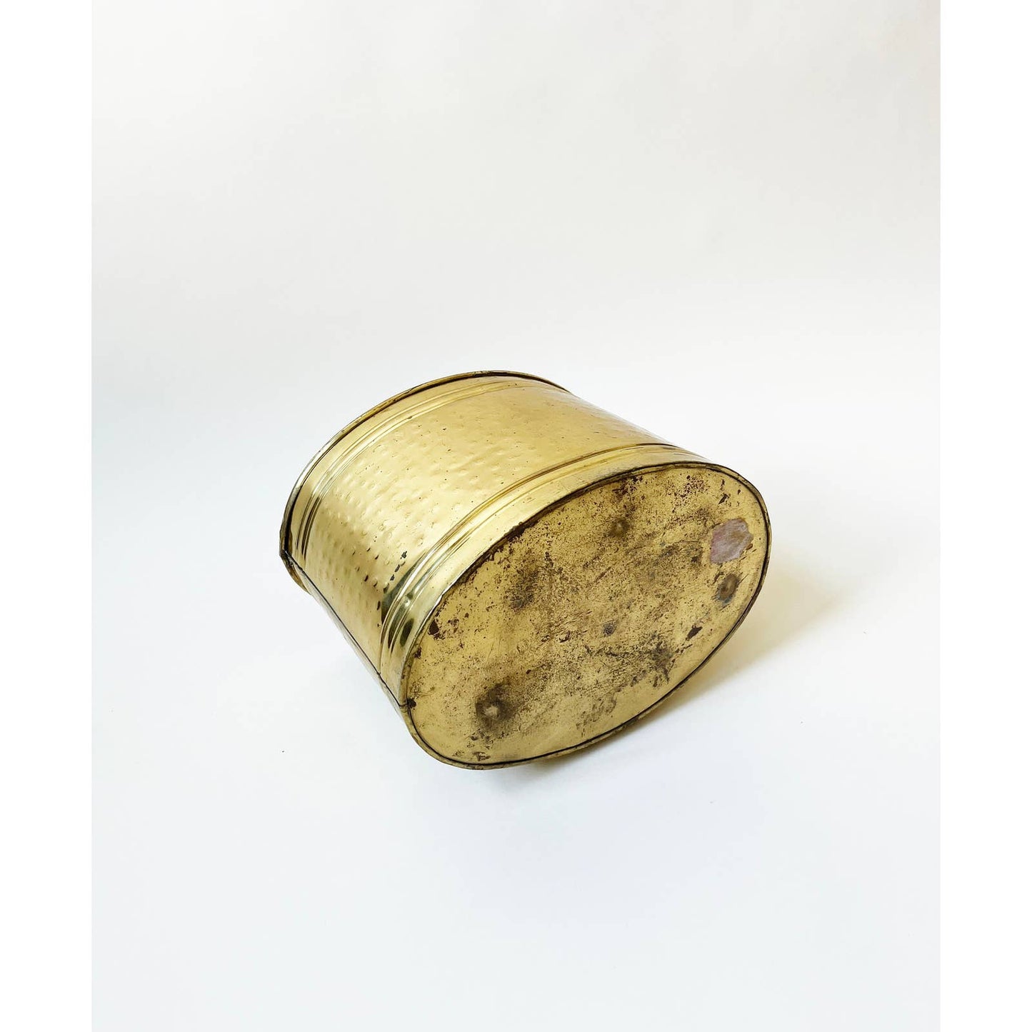 Vintage Brass Magazine Rack with Classic Design