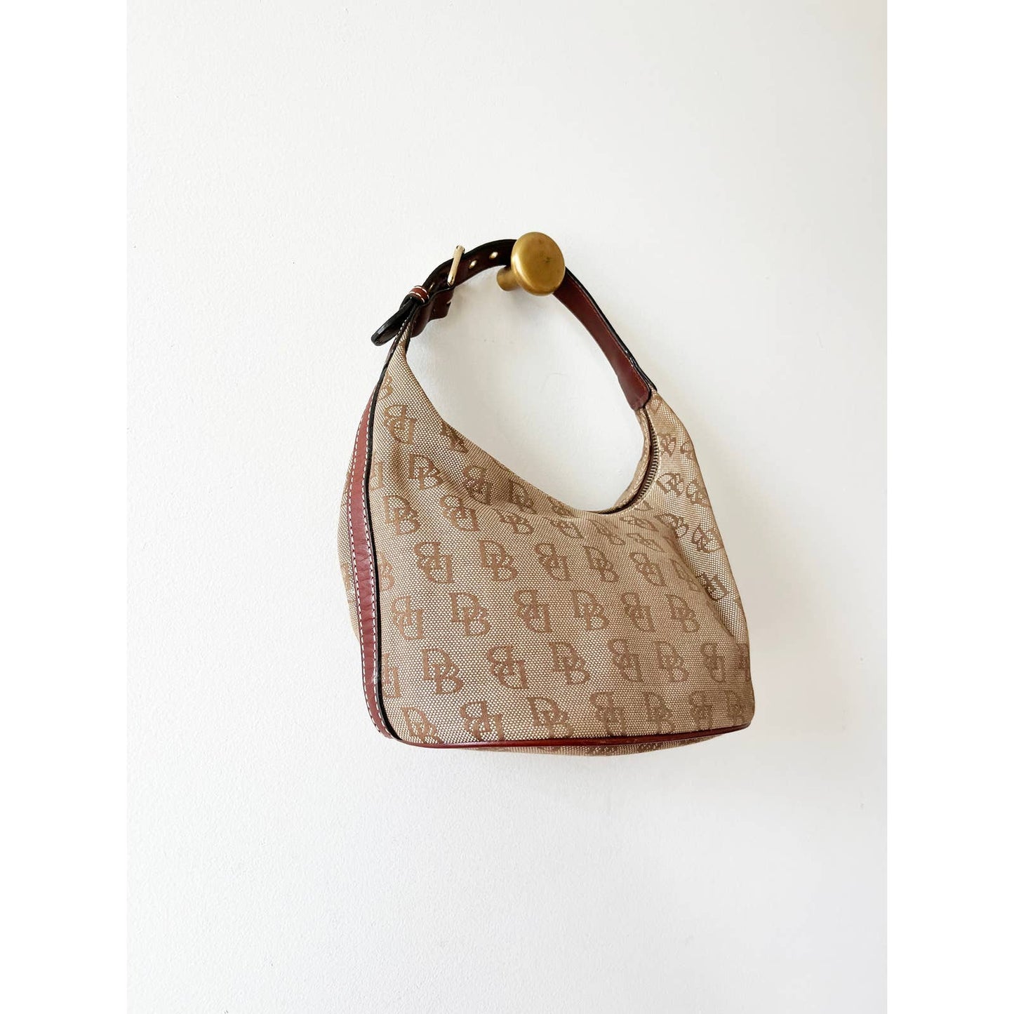 Vintage Classic Dooney & Bourke Y2K Logo Bag