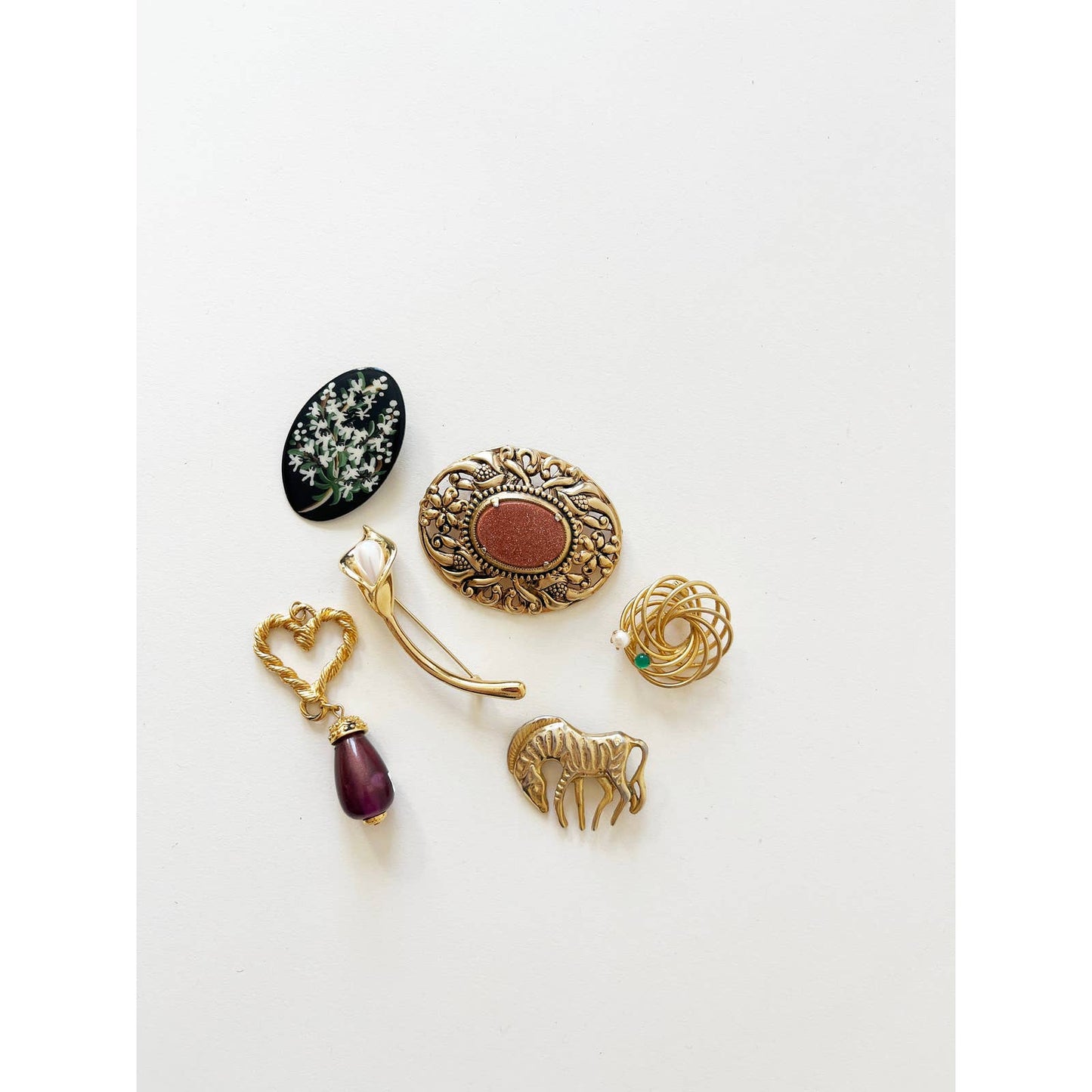 Vintage Large Orange Goldstone Classic Brooch | 90s Gold Jewelry