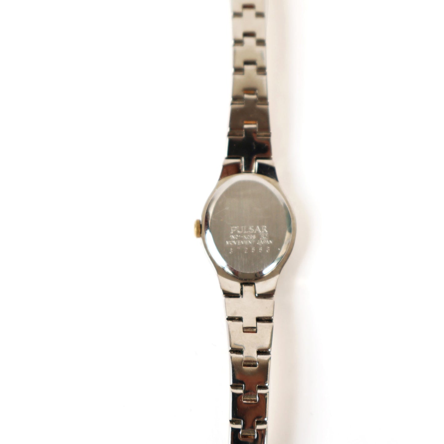 Vintage Two-Toned Watch with White Oval Face | PULSAR