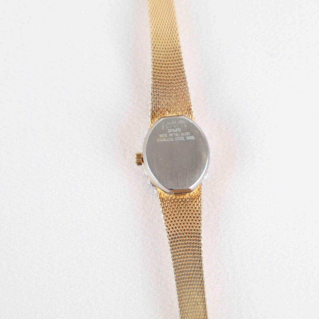 Vintage Armitron Diamond / Oval Face Watch – Gold Tone Bracelet (Working Battery)