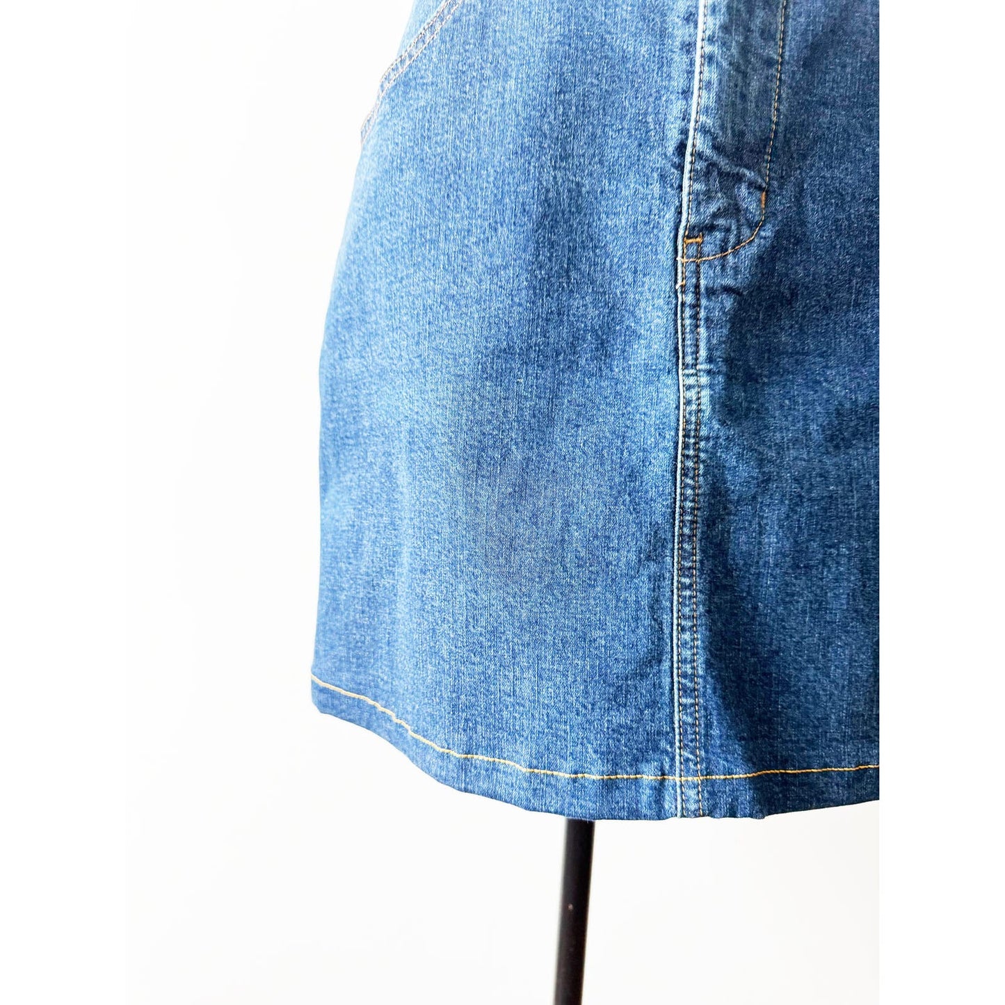 Y2k ANNA SUI Classic Denim Skirt | Size US 6