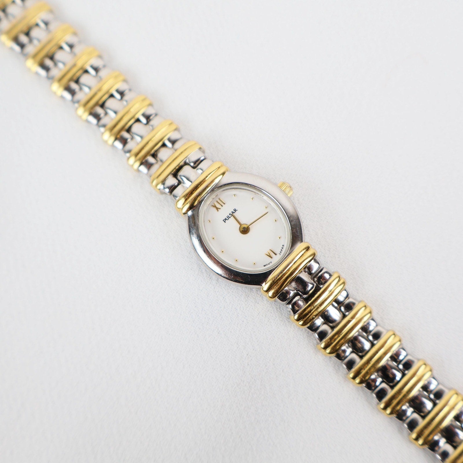 Stunning Two Tone Vintage Pulsar Watch with Oval Face