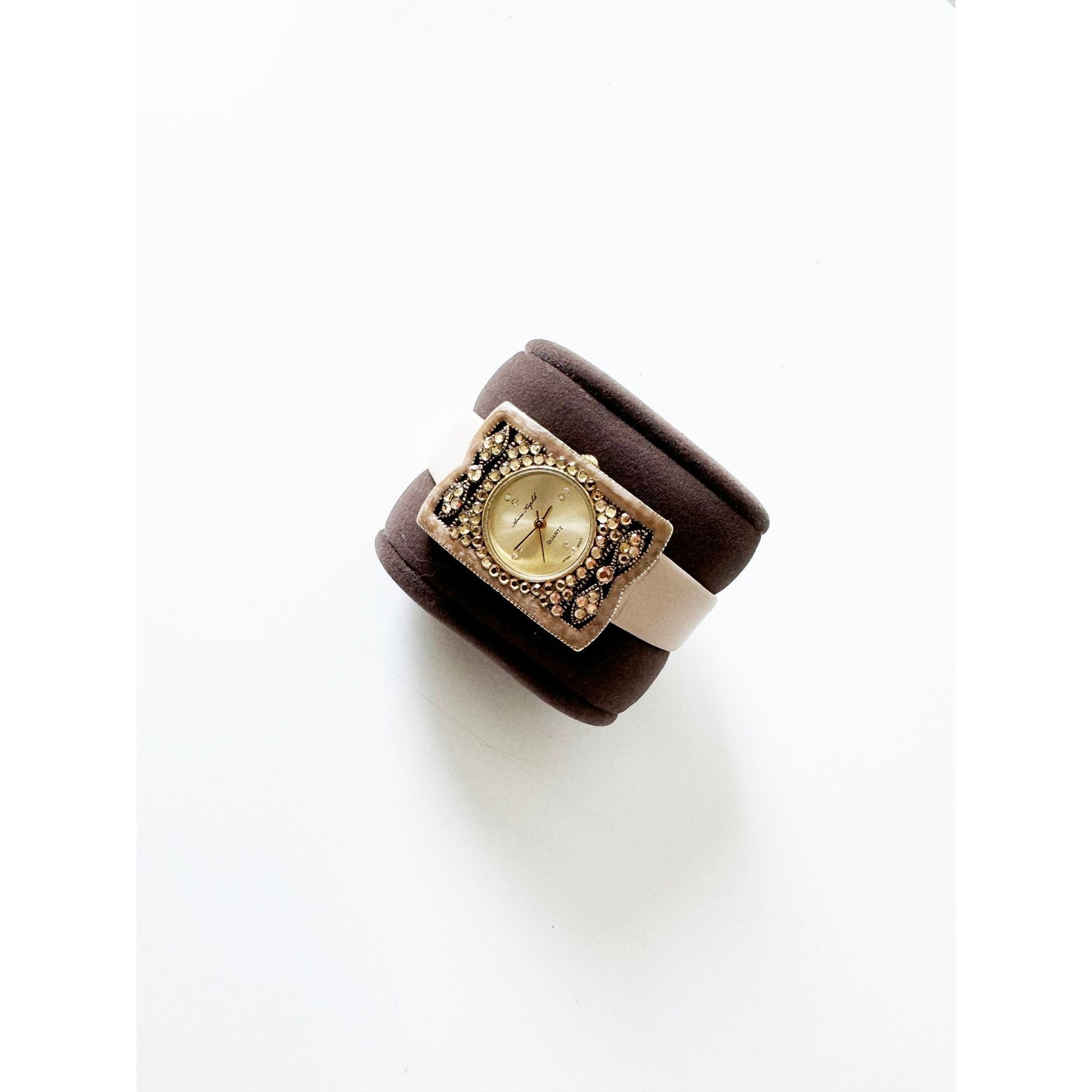 Vintage Leather Watch with Tan Band and Sparkly Details | Anne Kaplih