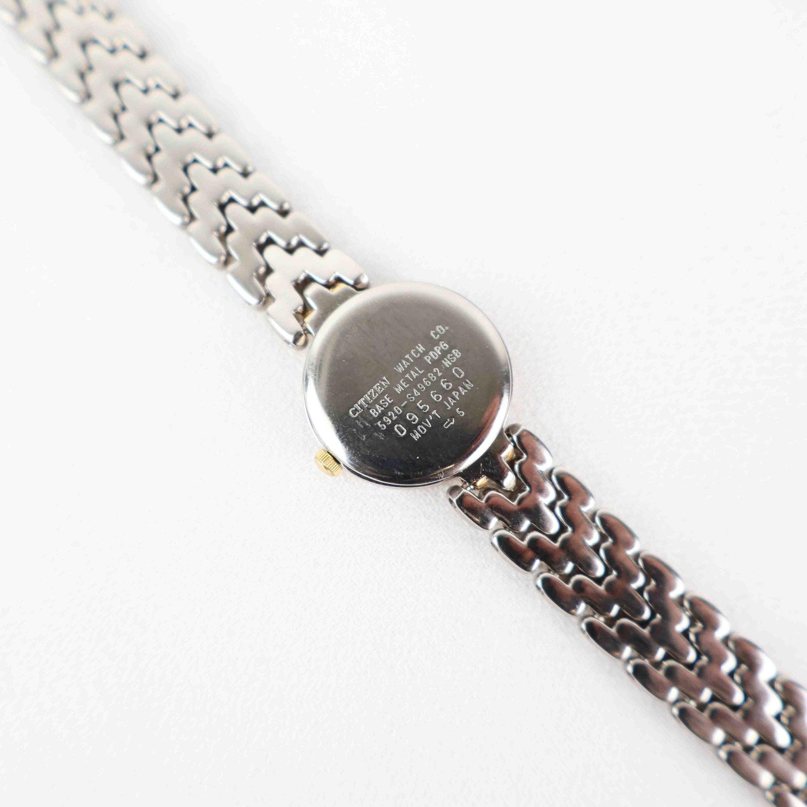Vintage Citizen Round Face Watch – Two Tone Bracelet (Working Battery)