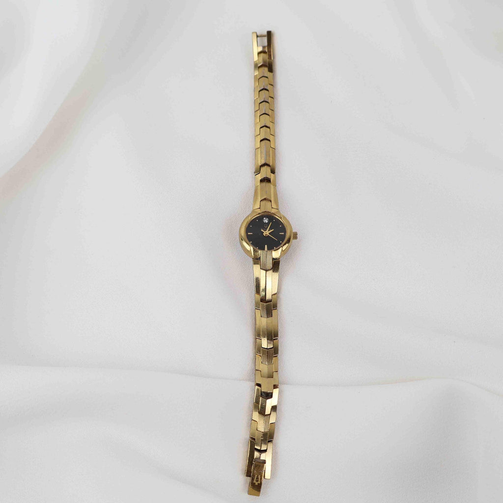 Vintage Bulova Black Face Watch – Gold Tone Bracelet (Working Battery)