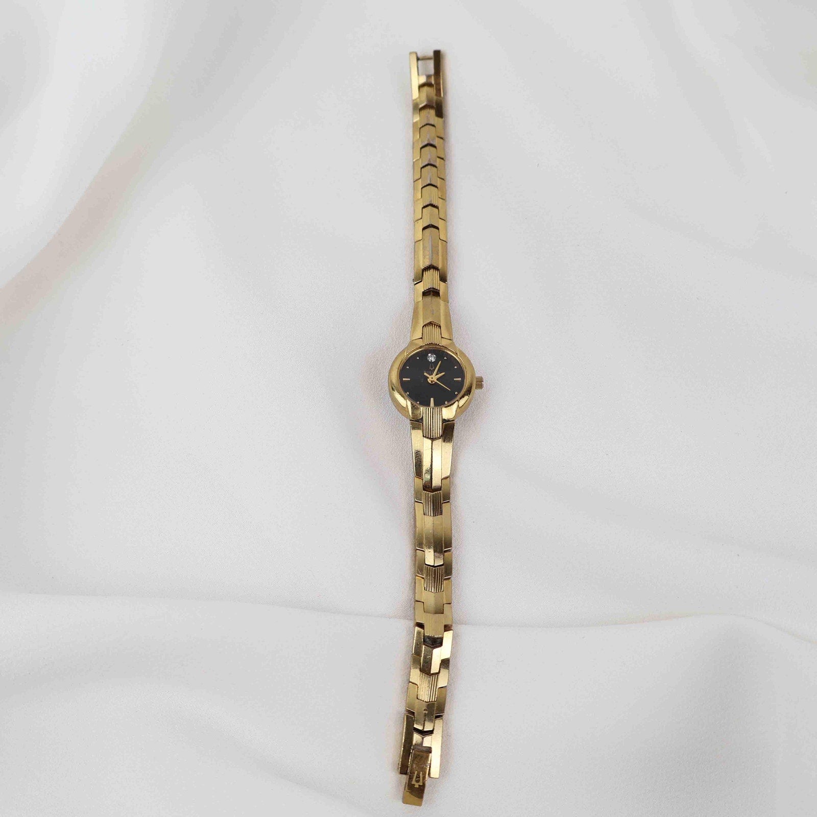 Vintage Bulova Black Face Watch – Gold Tone Bracelet (Working Battery)