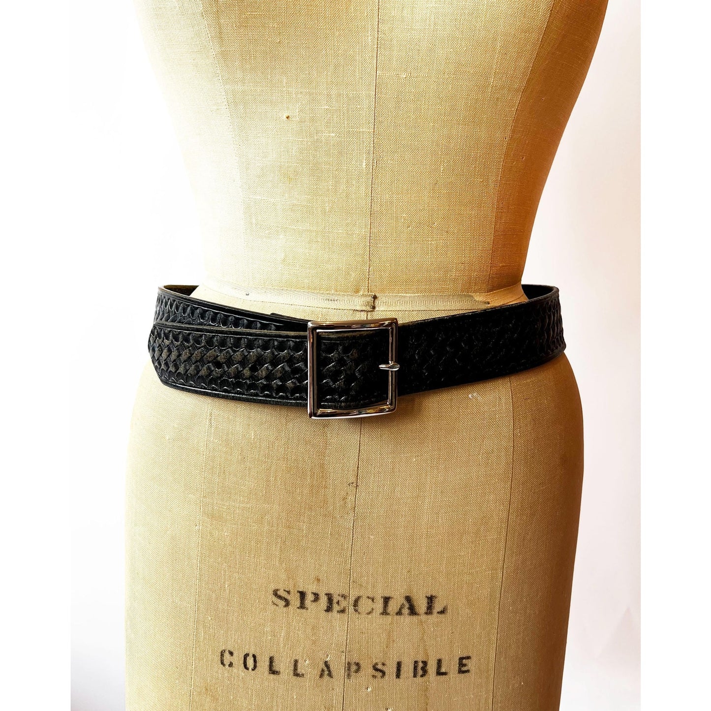 Vintage Black Genuine Leather Texture Embossed Belt