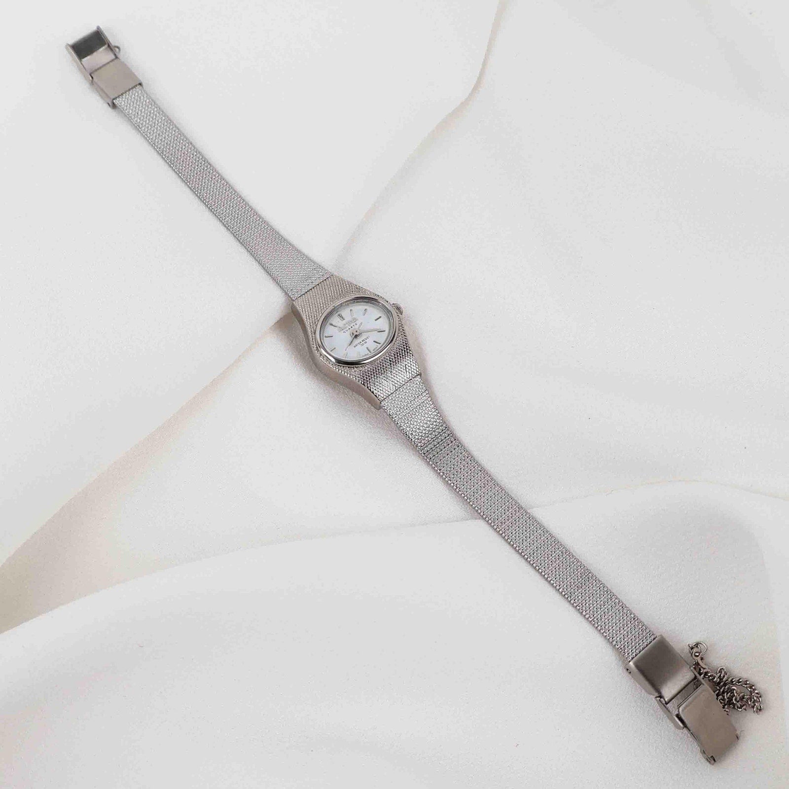 Vintage Activa Silver Tone Quartz Watch with White Face
