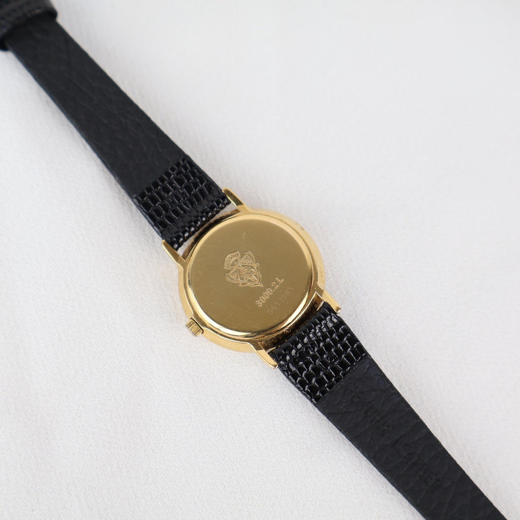 Stunning Vintage Gold Gucci Watch with Black Leather