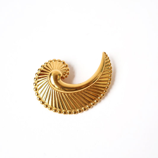 Vintage Gold Tone Monet Brooch