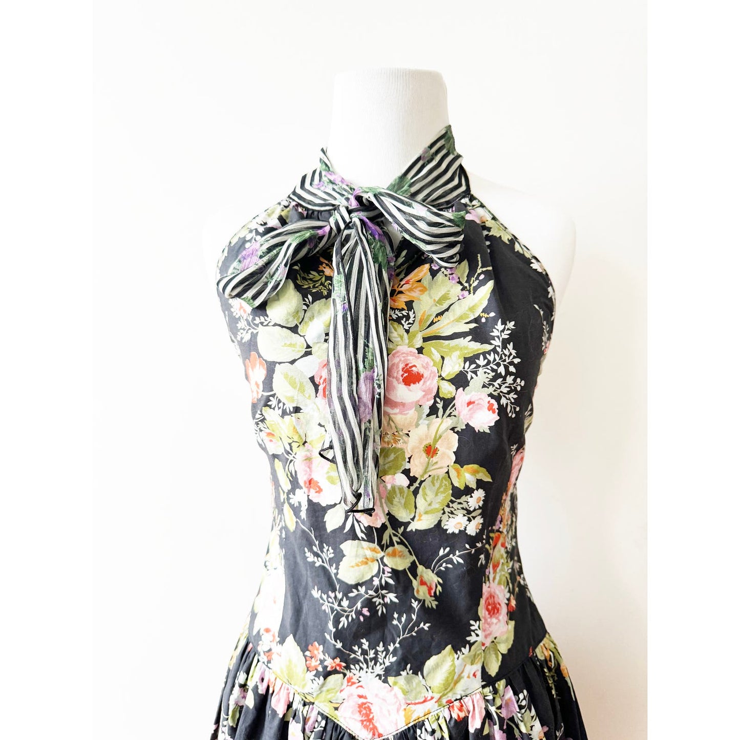Y2k ANNA SUI Black Tie Neck Floral Dress | Size 2