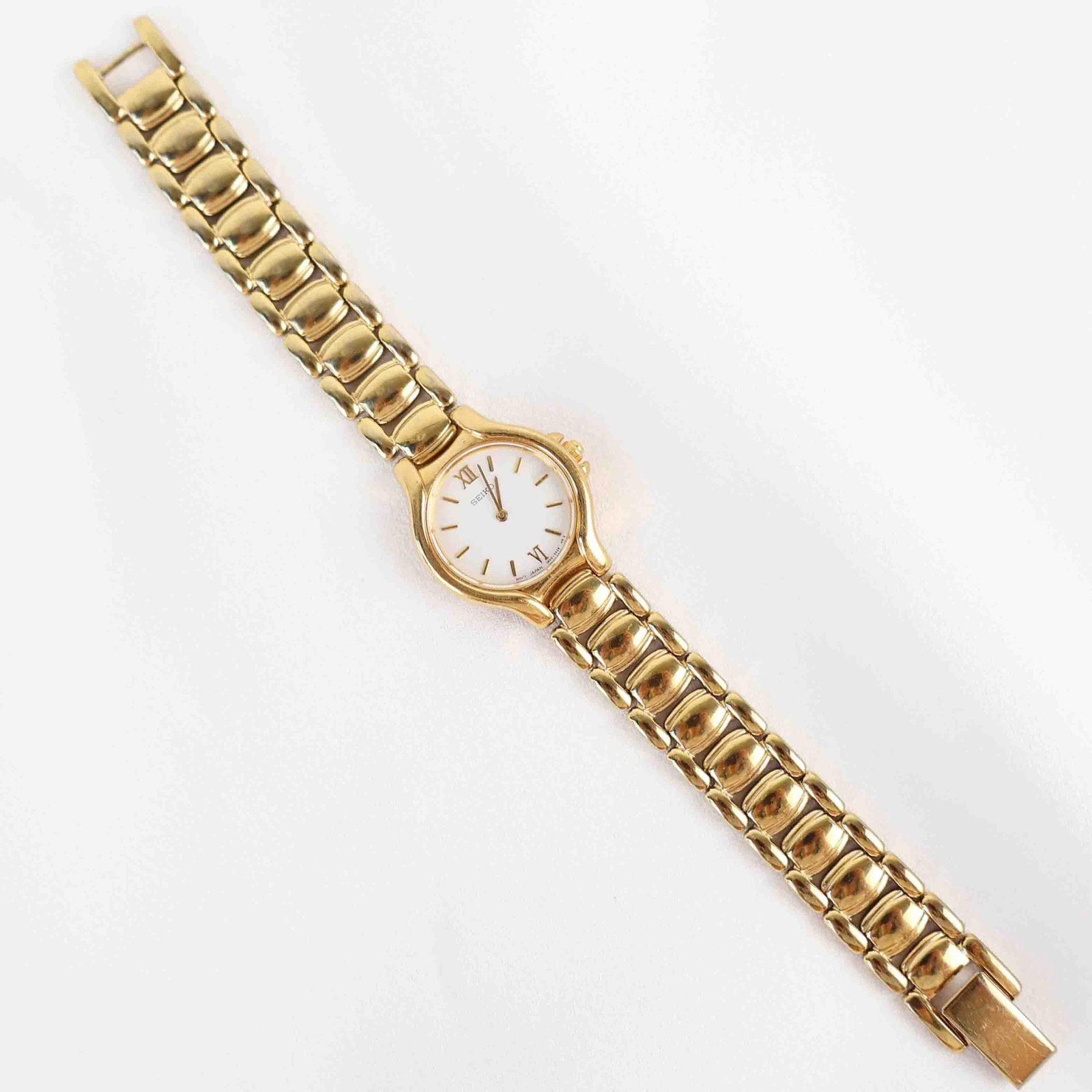 Vintage Seiko Round Face Watch – Gold Tone Bracelet (Working Battery)