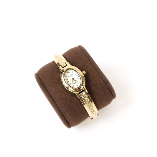 Vintage Gold Watch with Oval Face | ELGIN