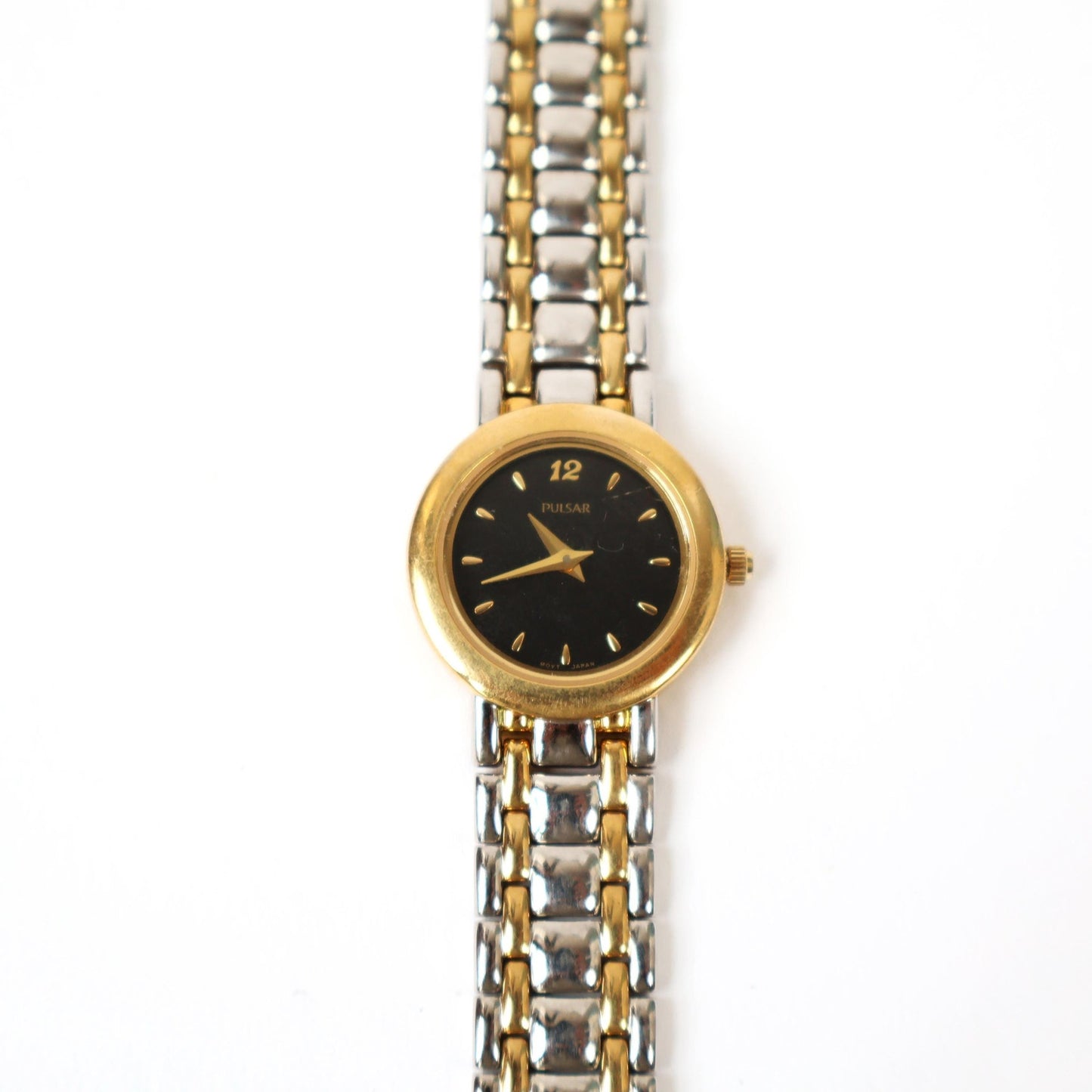 Vintage Two Toned Watch with Black Round Face | PULSAR