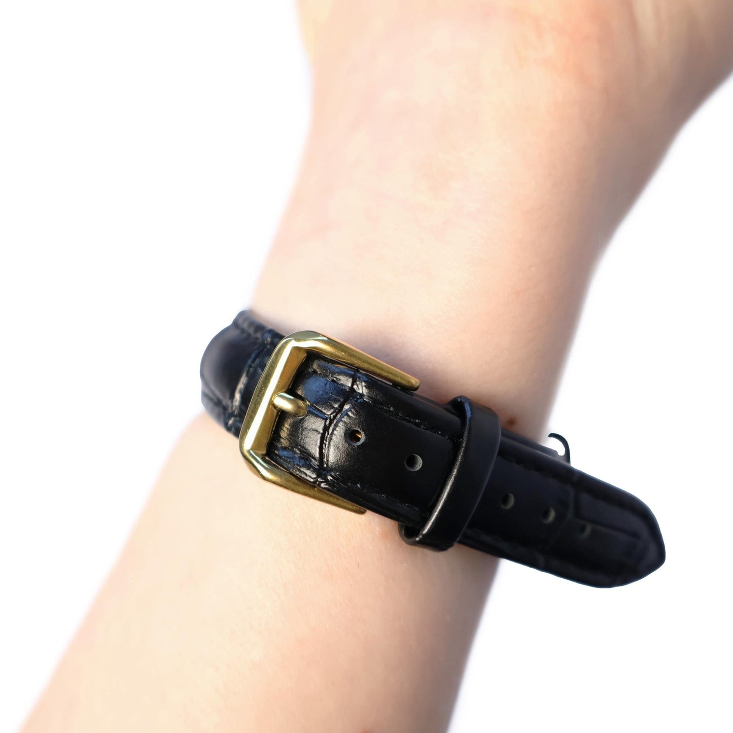 Vintage Gucci Gold Circle Face Watch with Leather Band | GUCCI