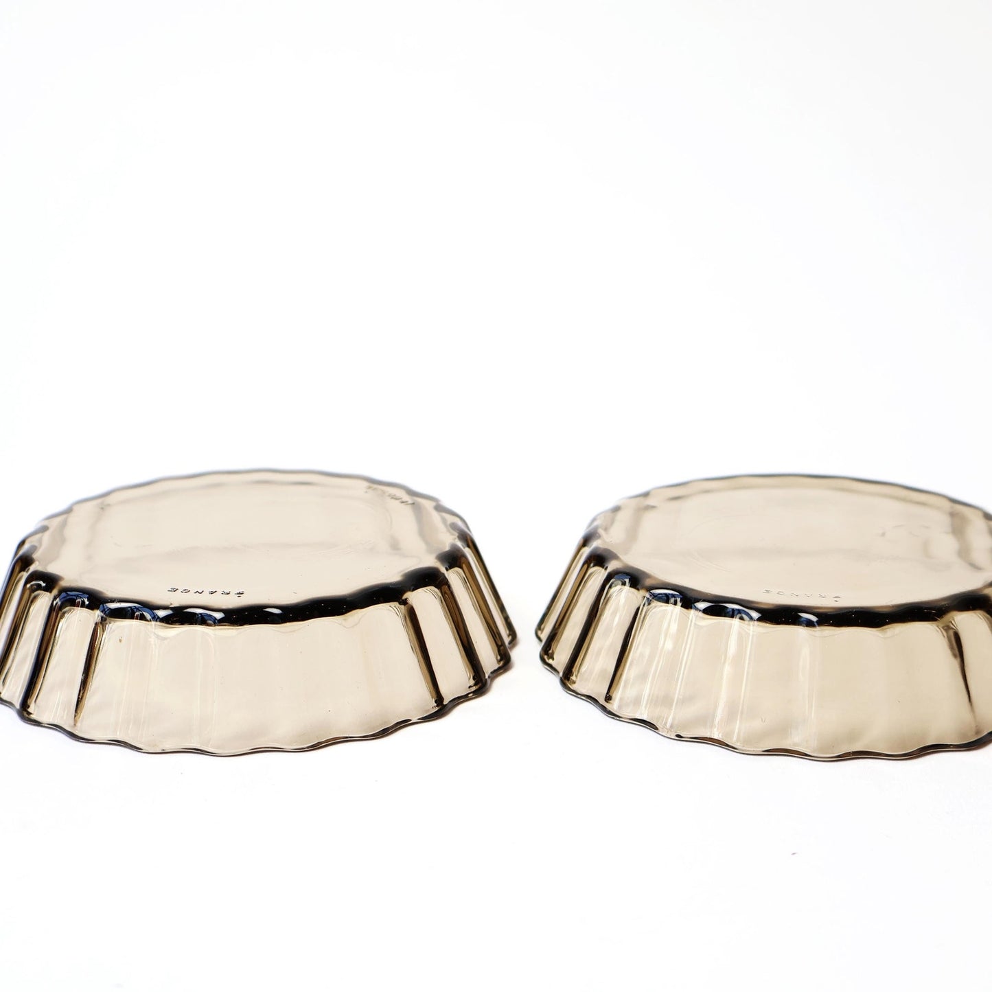 Vintage Brown Glass Bowls: Set of 2