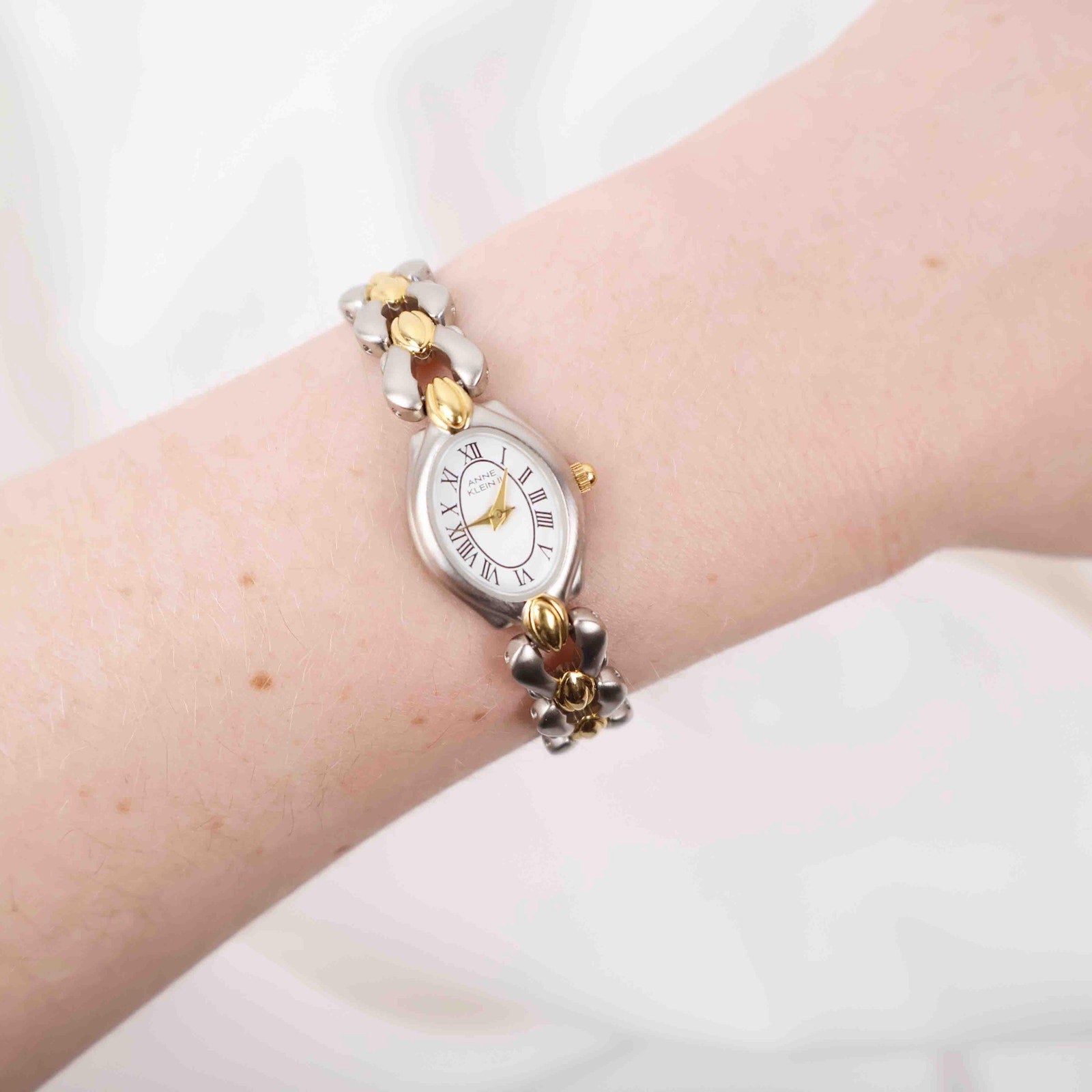 Vintage Anne Klein Oval Face Watch – Two Tone Bracelet (Working Battery)