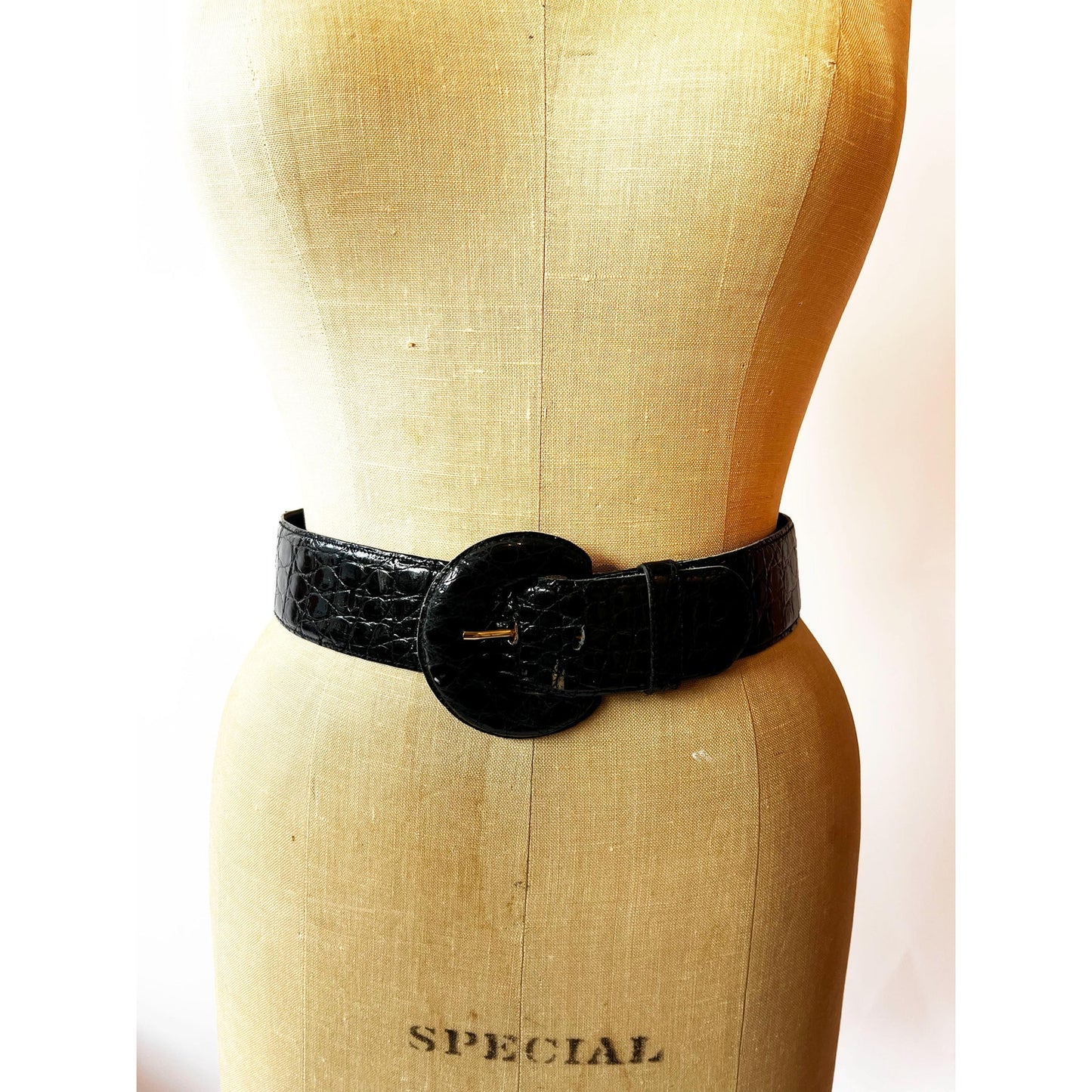 Vintage Black Genuine Leather Alligator Texture Belt