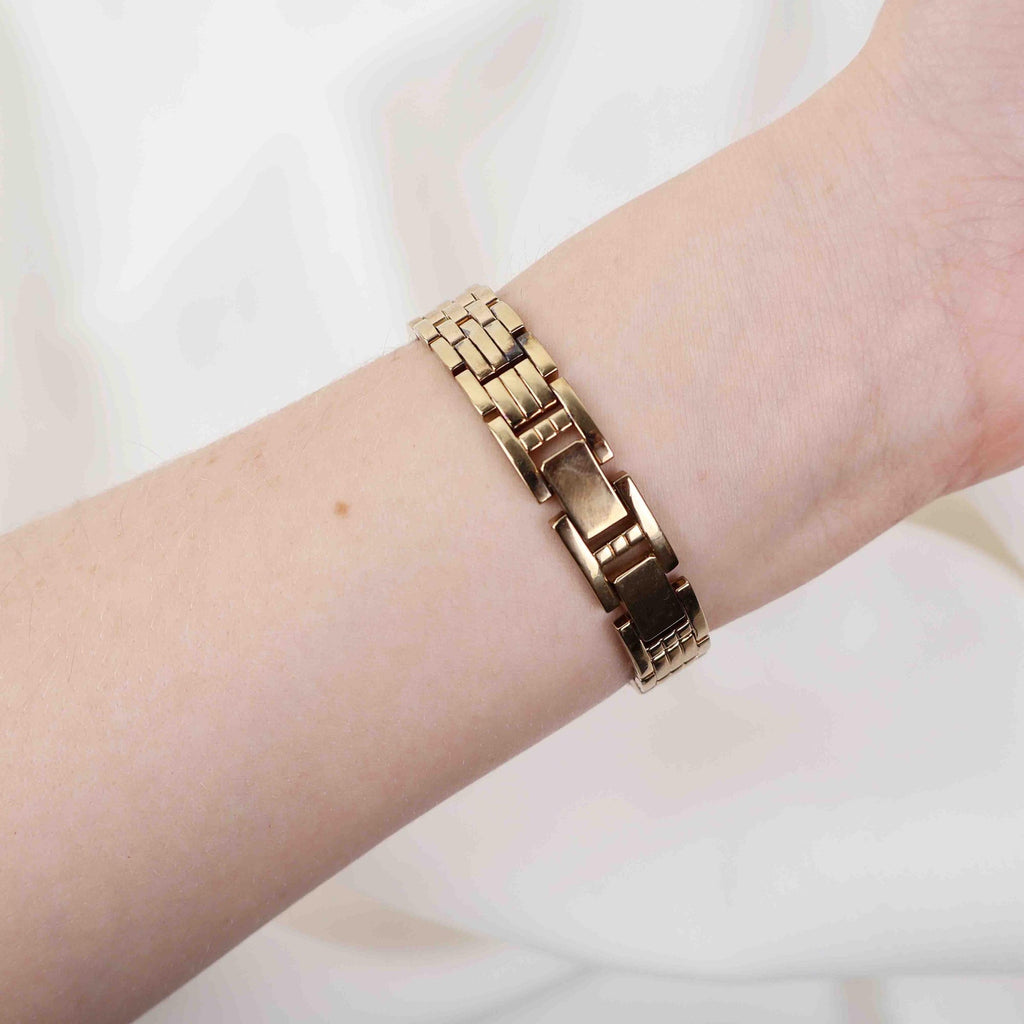 Vintage Armitron Square Face Watch – Gold Tone Bracelet (Working Battery)