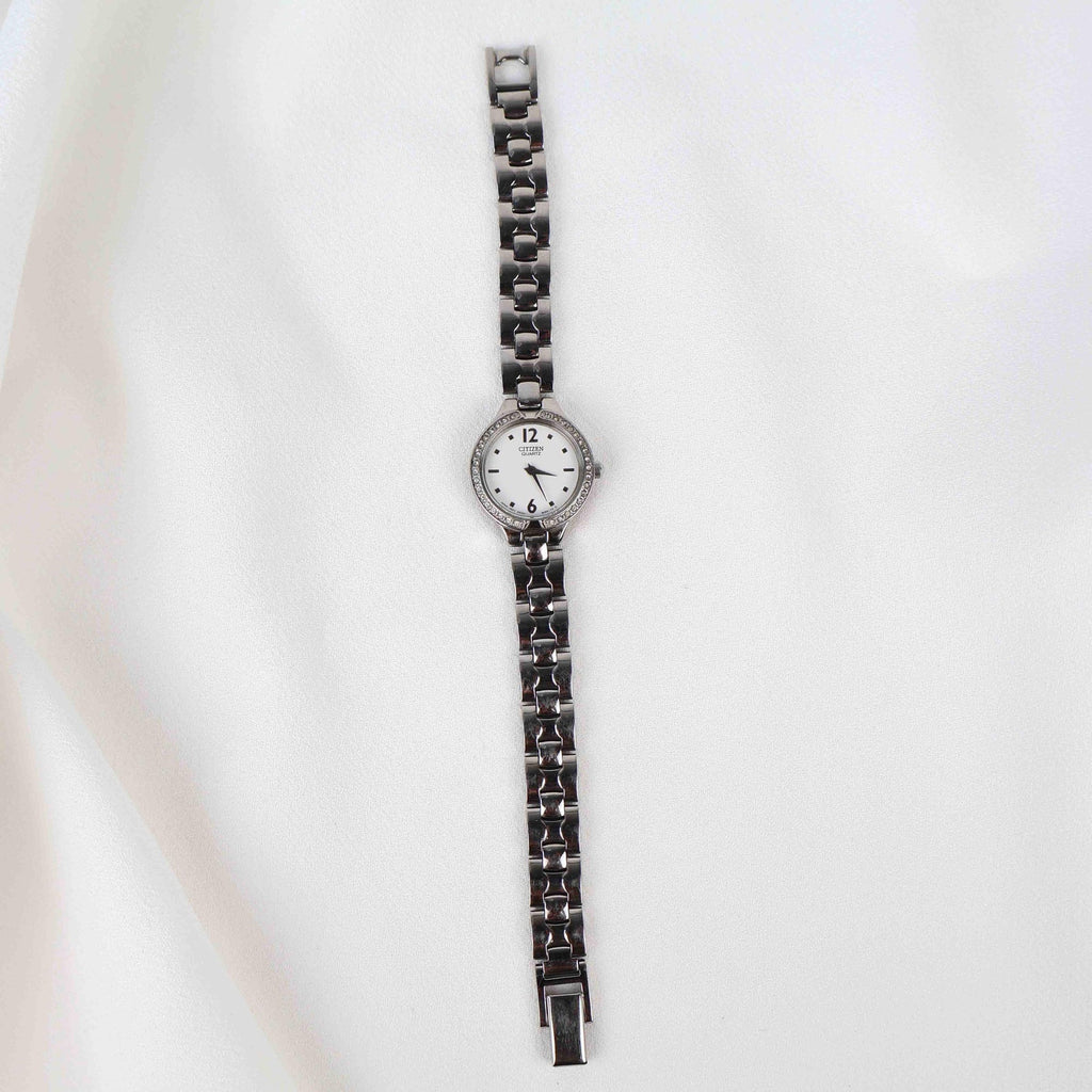 Vintage Silver Citizen Watch with Round Face, Japanese Movement