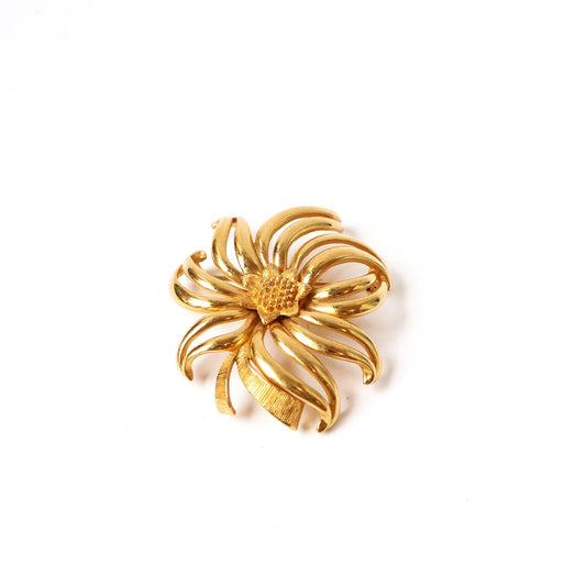 Vintage Gold Tone Flower Brooch