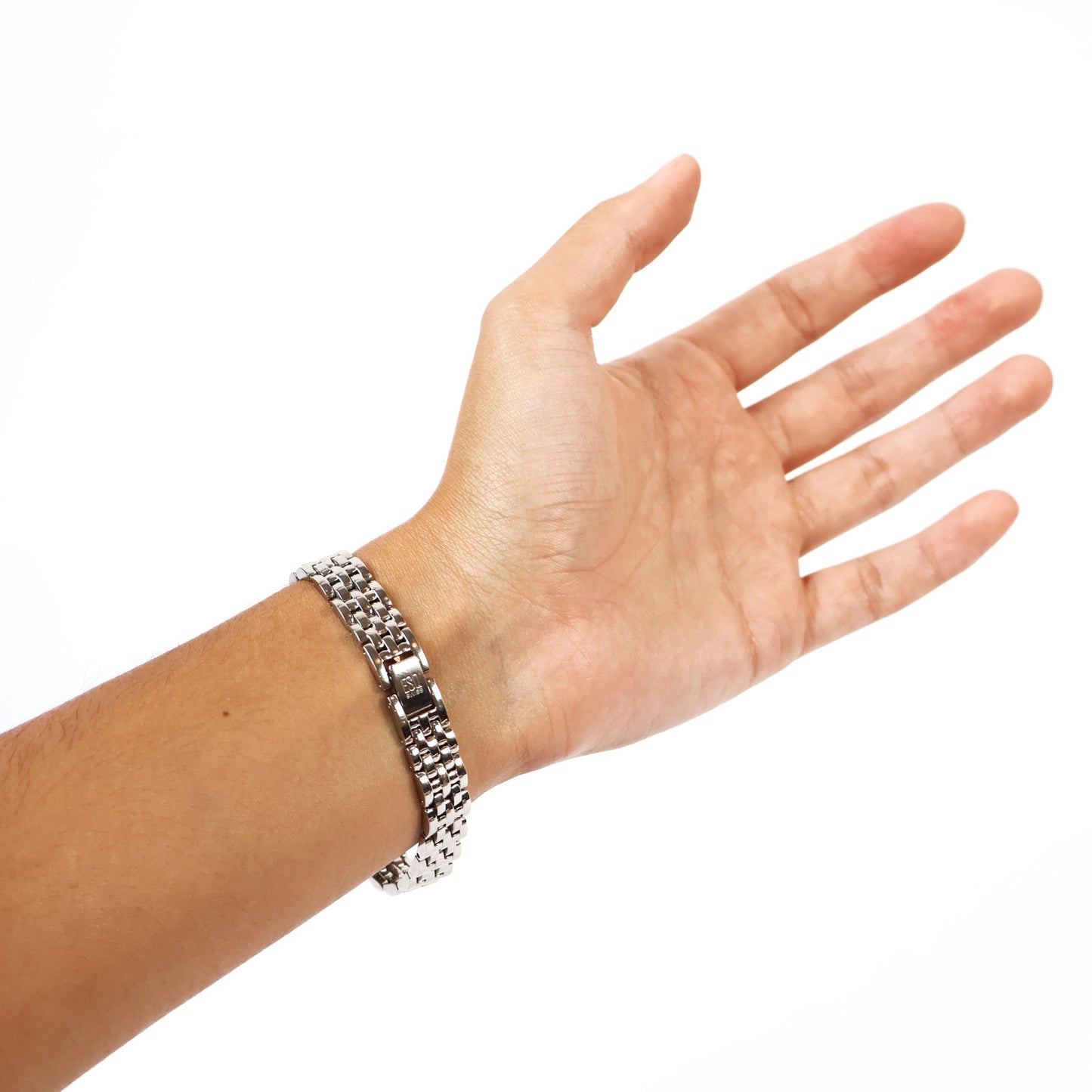 Vintage Silver Watch with Metallic Rectangle Face | ESO