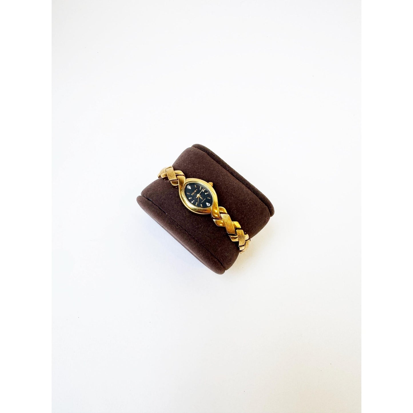 Vintage Gold Watch with Bracelet Band w/ Black Face l ELGIN