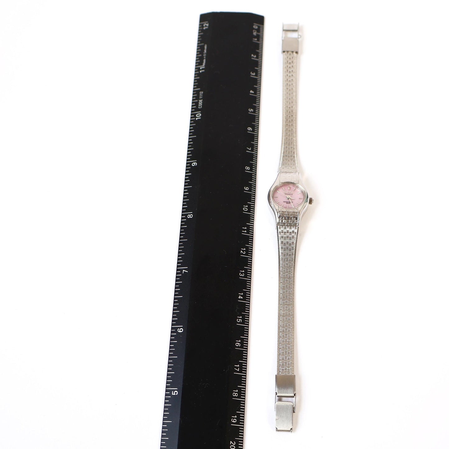 Vintage Silver Watch with Pink Round Face | ACTIVA