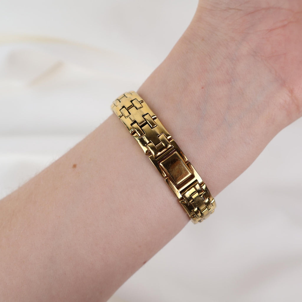 Stunning Vintage Gold Seiko Watch With a Black Round Face