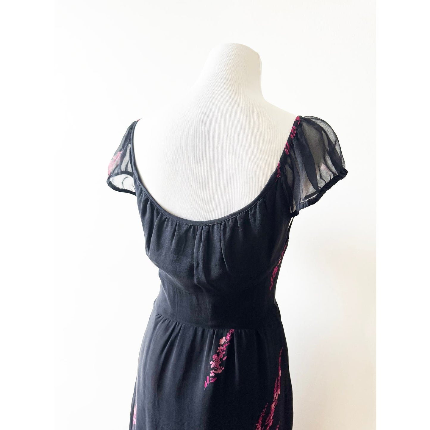 Y2k ANNA SUI Classic Black Floral Dress with Shoulder Poof | Size 2