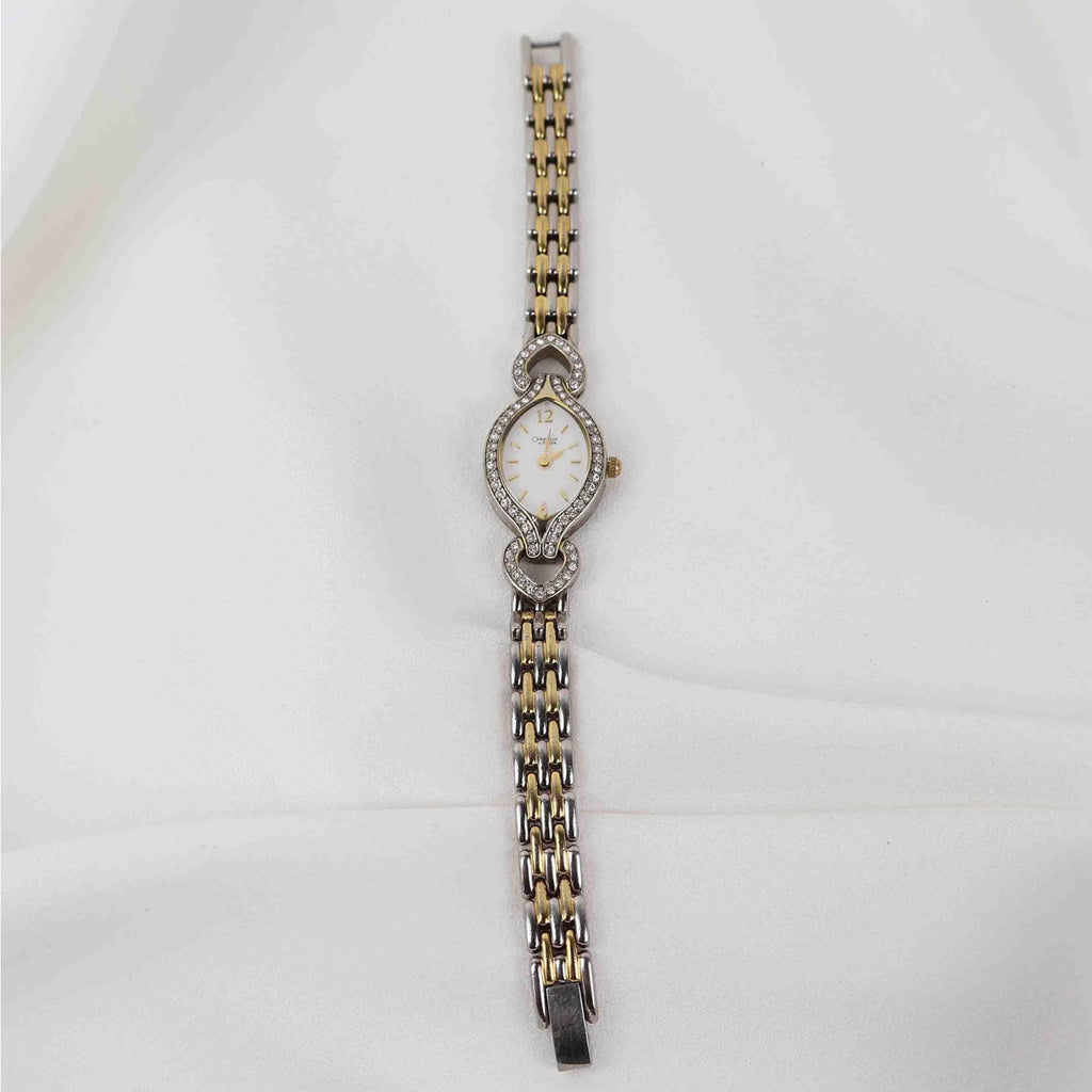 Vintage Carvelle Oval Face Watch – Two Tone Bracelet (Working Battery)