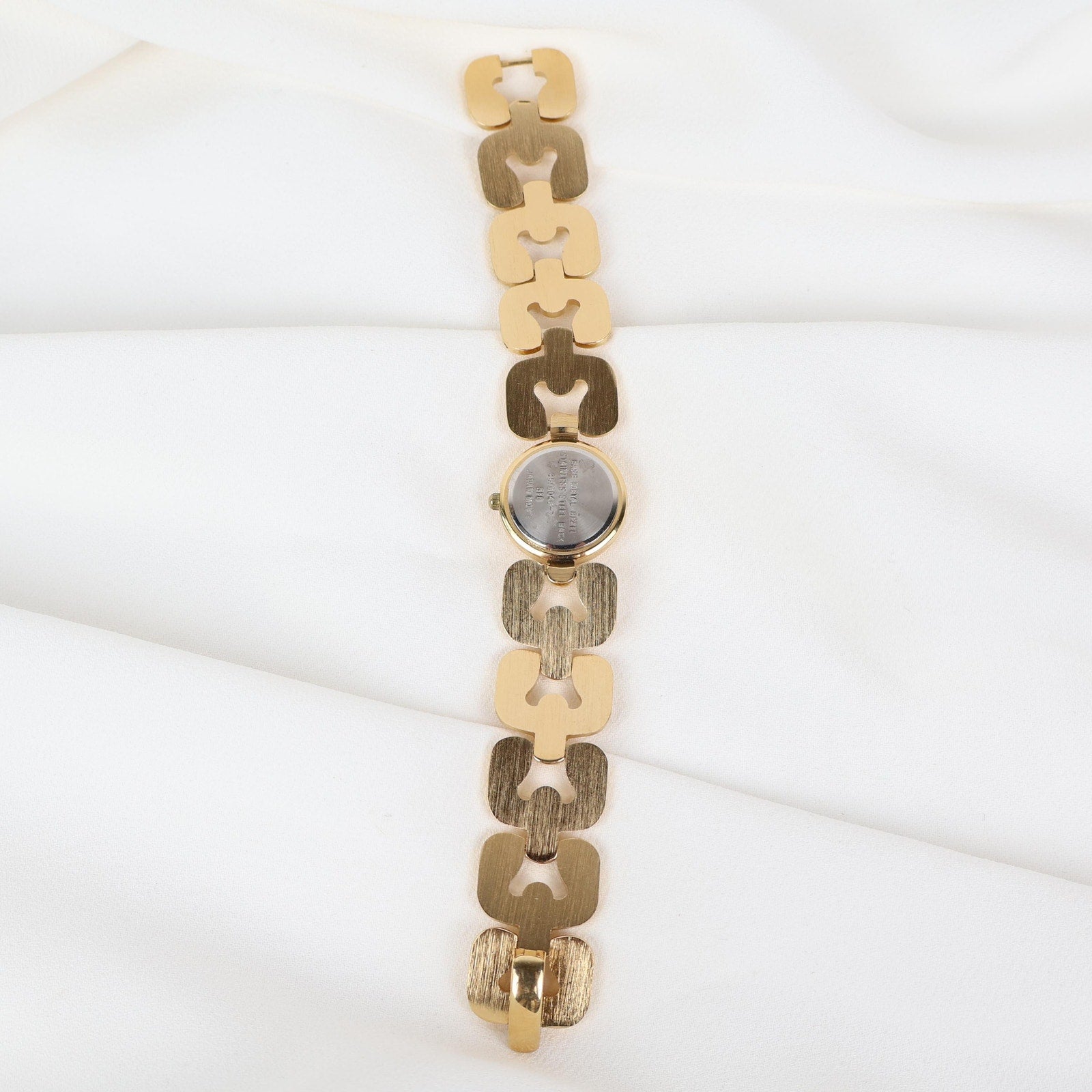 Vintage Gold Tone Chunky Sutton Watch